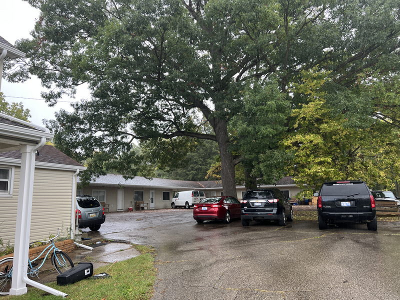 New Michigan Motel (Barnes Motel) - October 8 2023 (newer photo)